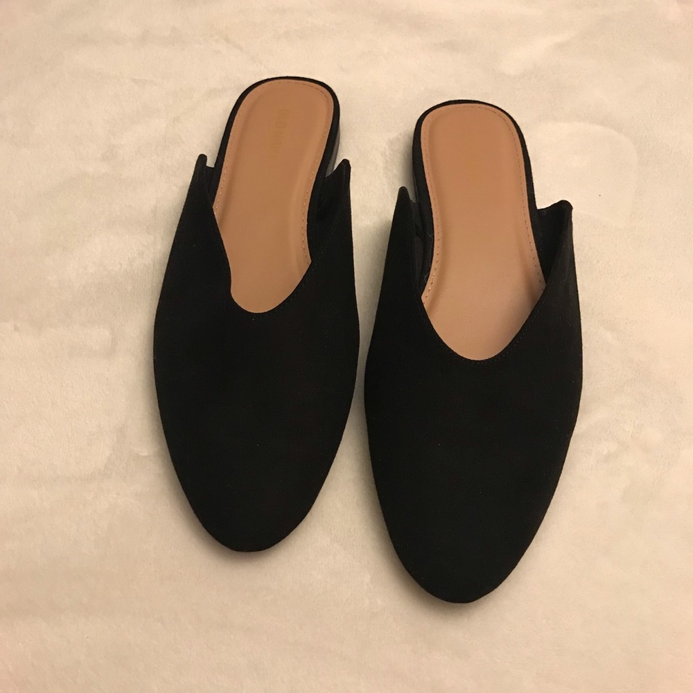 *NWOT* Old Navy Faux-Suede Mule Flats for Women